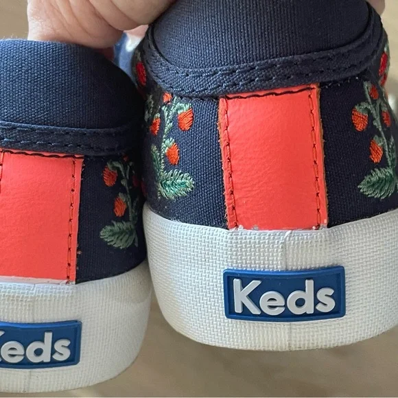 Keds Rifle Company Crew Kick Strawberry Embroidered Sneaker - Picture 8 of 11